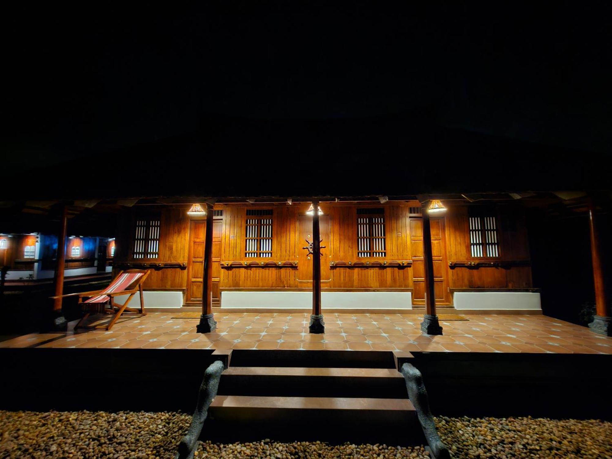 Gypsea Marari Bed and Breakfast Alappuzha Exteriör bild