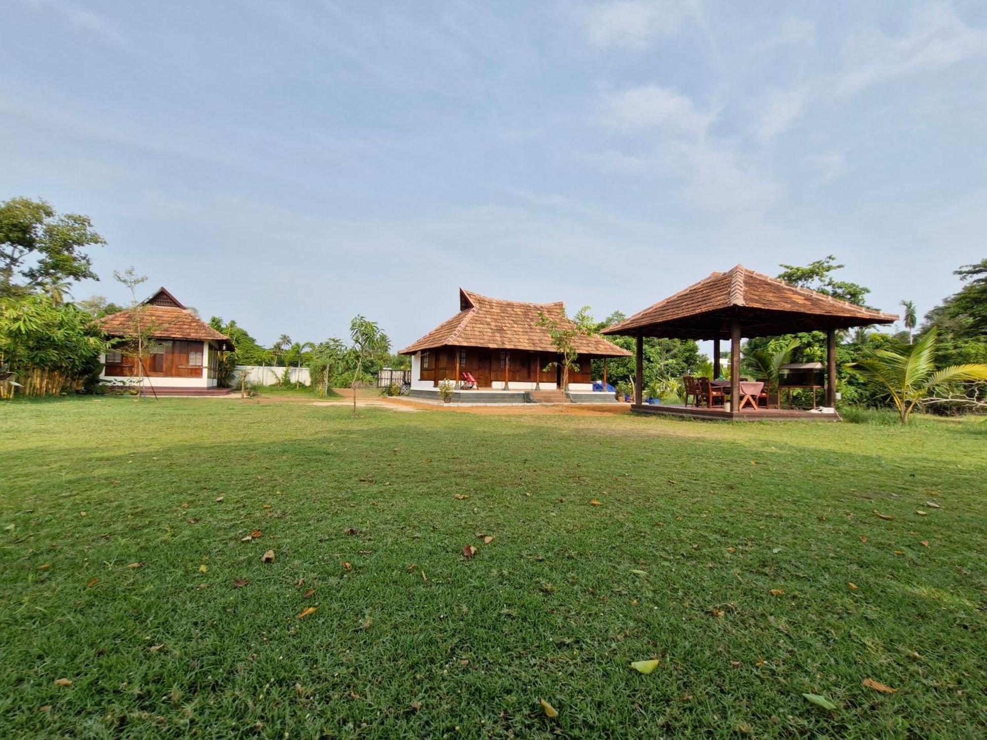 Gypsea Marari Bed and Breakfast Alappuzha Exteriör bild